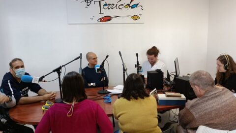 Estudio de Radio Terrícola en Madrid, gracias al voluntariado de Coca-Cola